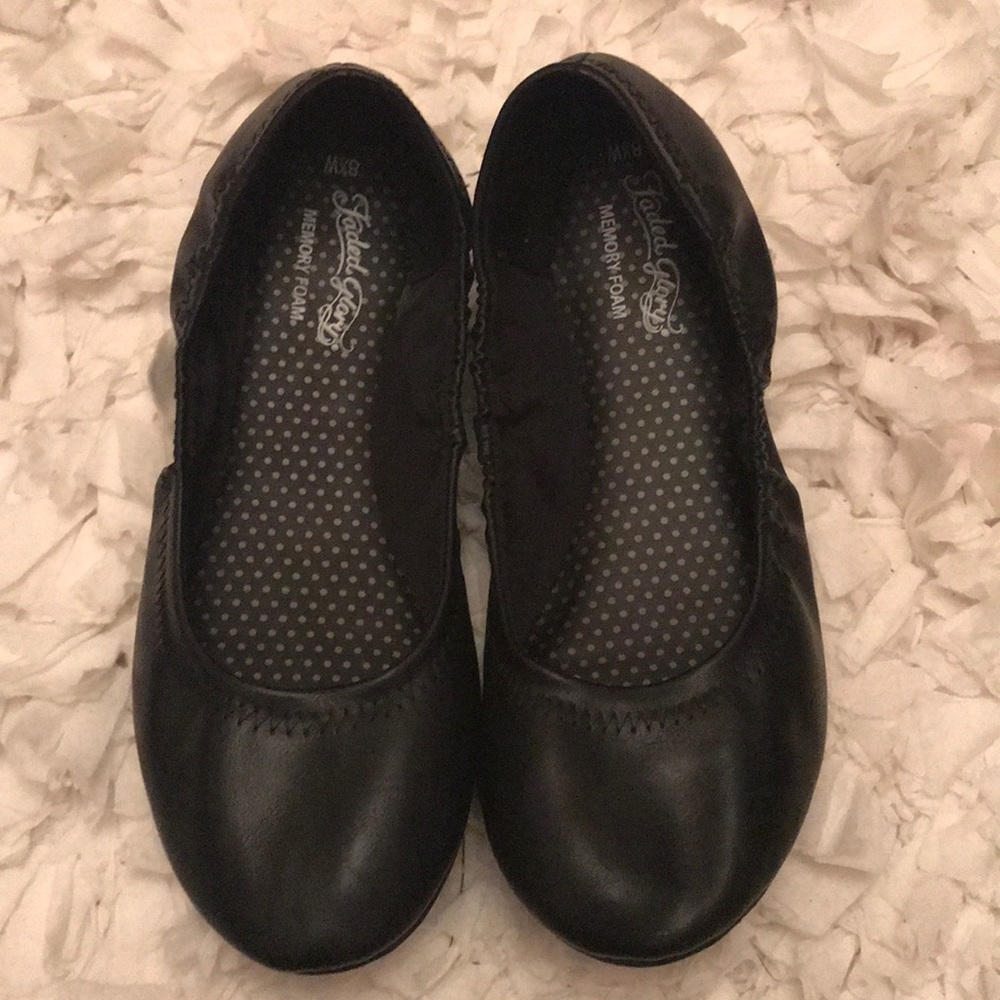 Size 8 1/2 Wide ballet flats